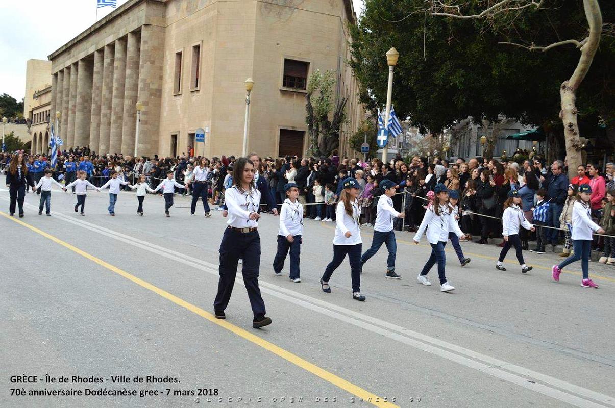 188- Rhodes- Defile Dodecanese grec.JPG